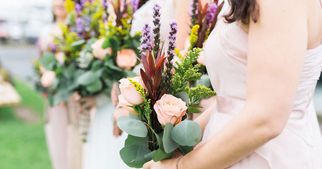 What To Wear To An April Wedding: Women’s Wedding Guest Dresses