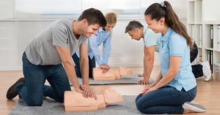 What To Wear To A CPR Class | CPR Frequently Asked Questions
